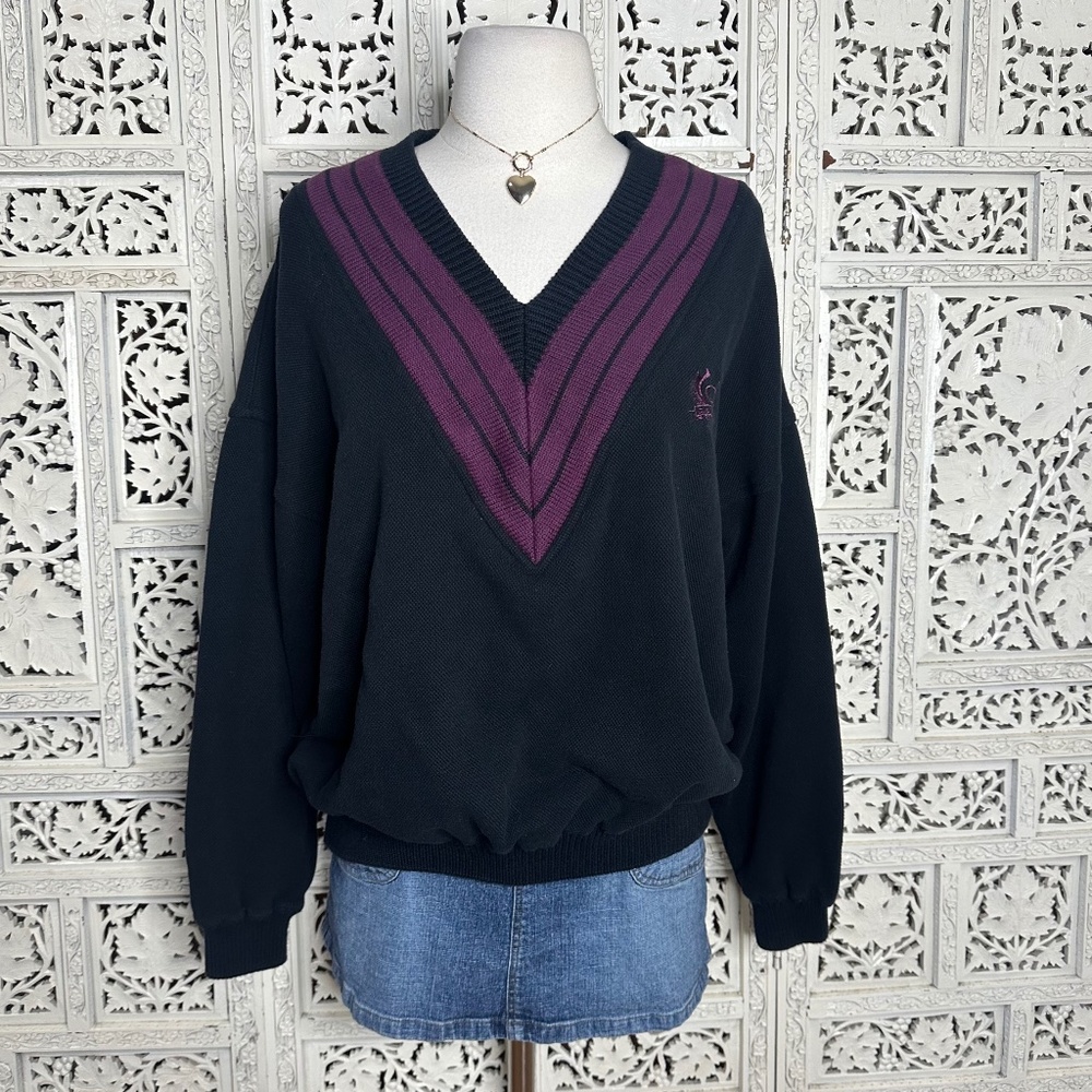 Liz Claiborne Black and Purple V-Neck Sweater